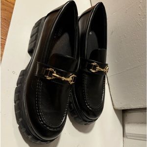 Black Chunky Loafer